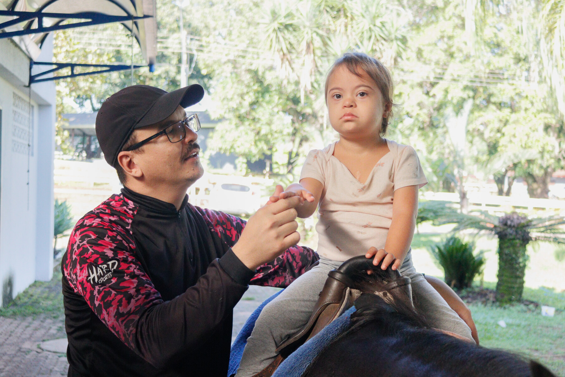 Agnes iniciou as terapias no Crer com apenas  1 ano.jpg